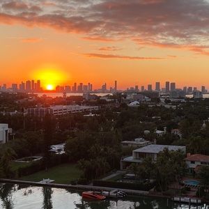 Meet your Posher, Kiana